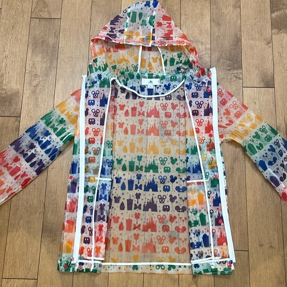 Disney Women’s Rain Jacket Rainbow Disney Collection clear drawstring hood sz S - Picture 9 of 11